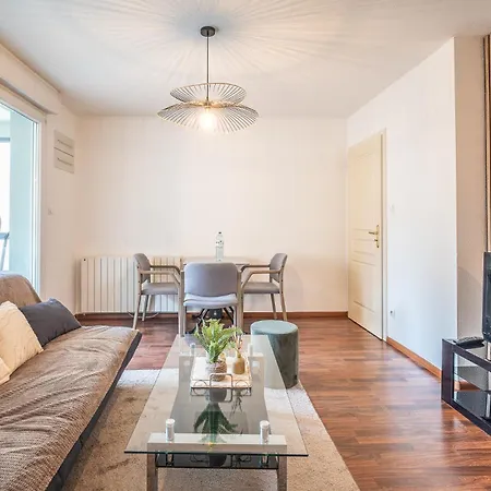 Апартаменты Le Petit Stan - 5 Min Walk To The Center - Quiet And Cozy Кольмар